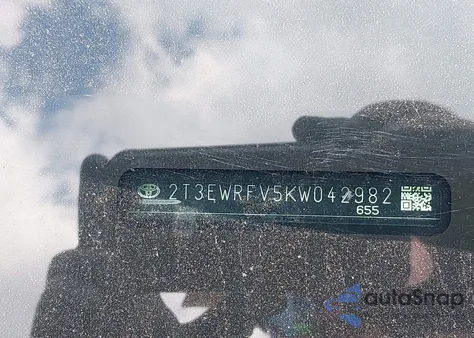 2019 Toyota Rav4 Hybrid Xse from USA, damaged, VIN 2T3EWRFV5KW042982